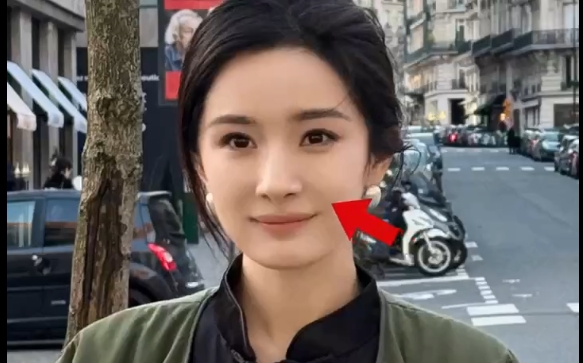 女明星都有法令紋，為什么不顯老？