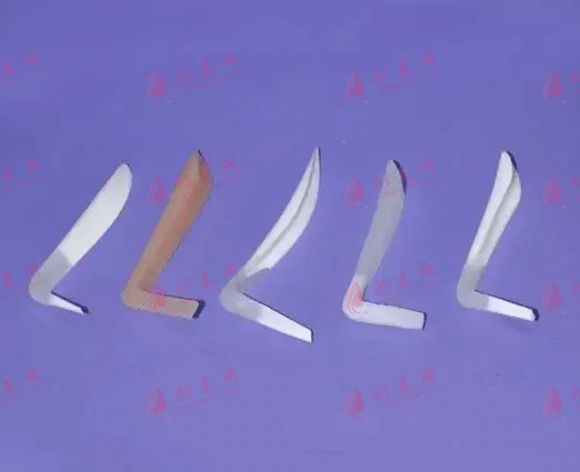 膨體隆鼻后感染有哪些癥狀? 膨體隆鼻后感染有哪些癥狀?