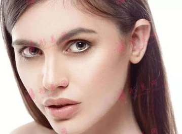 年輕女性 年輕女性