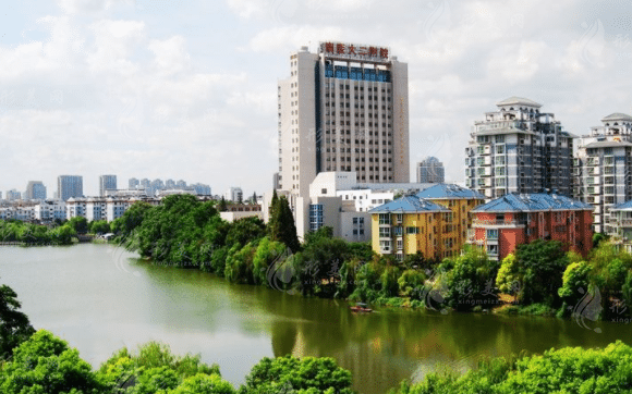 南京醫(yī)科大學(xué)第二附屬醫(yī)院整形美容中心 南京醫(yī)科大學(xué)第二附屬醫(yī)院整形美容中心