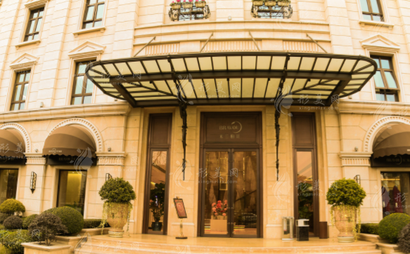 四川米蘭柏羽醫(yī)學(xué)美容醫(yī)院