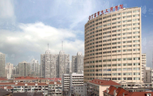 上海九院肋骨隆鼻價(jià)格，隆鼻案例分享、醫(yī)生介紹、附價(jià)格表