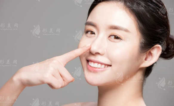 鼻翼縮小大概需要多少錢？手術(shù)風(fēng)險(xiǎn)大嗎？