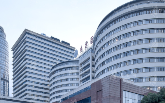 上海市東方醫(yī)院 上海市東方醫(yī)院