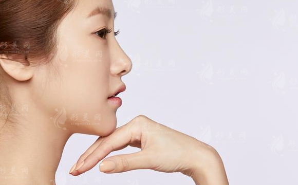 硅膠隆鼻手術全過程安全嗎？要注意哪些事情？