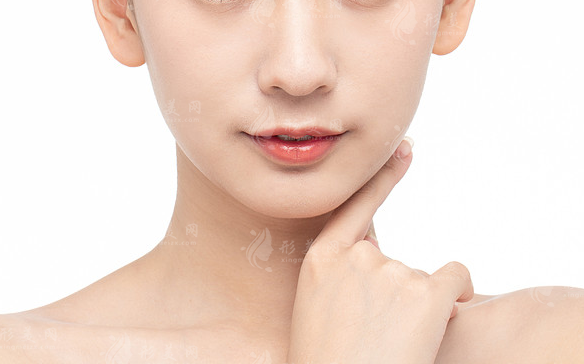 短下巴整形手術(shù)，及其價(jià)格和術(shù)后注意事項(xiàng)