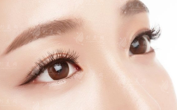 雙眼皮寬度6mm：魅力展現(xiàn)與價(jià)格解析