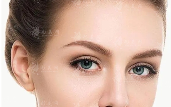 玻尿酸豐額頭與脂肪豐額頭：優(yōu)缺點比較