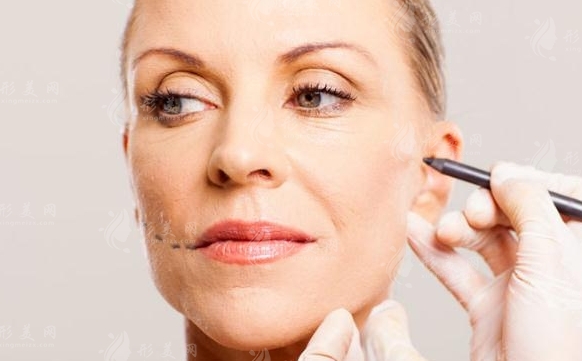 注射自體細(xì)胞除皺:優(yōu)勢(shì)與注意事項(xiàng)詳解 注射自體細(xì)胞除皺:優(yōu)勢(shì)與注意事項(xiàng)詳解