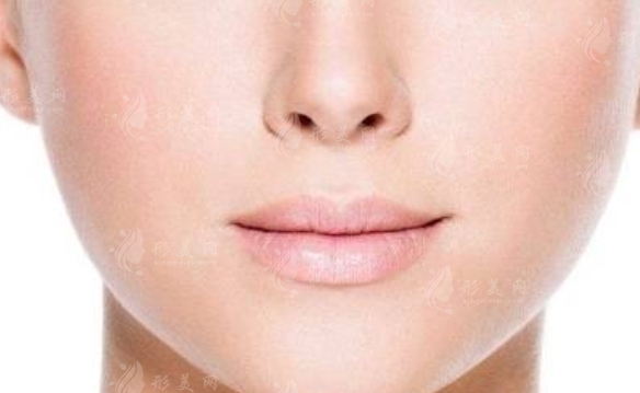 鼻翼外切與內(nèi)切：哪種更適合你？