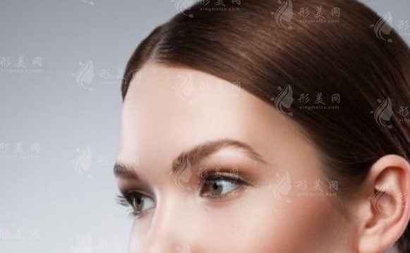 適合進行豐額頭手術(shù)的人群與注意事項