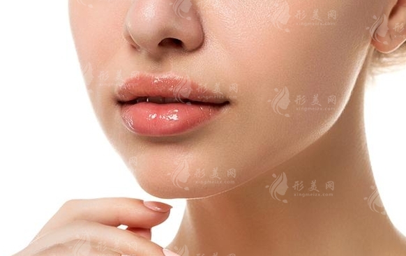 自體脂肪豐唇：美麗與自然的完美結(jié)合