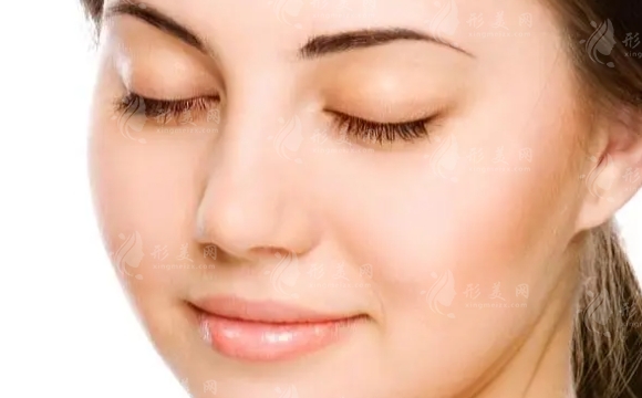 哪些人適合豐蘋果?。控S蘋果肌的優(yōu)勢解析