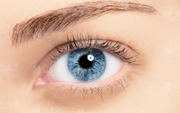 眼窩凹陷能恢復(fù)嗎？上瞼下垂矯正手術(shù)怎么樣？