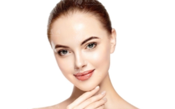 鼻唇溝與法令紋：小白必看的解析