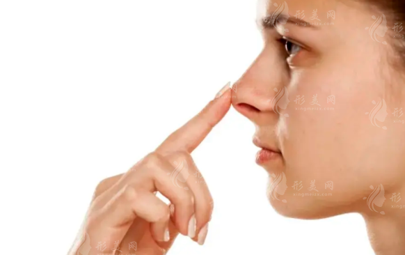 耳軟骨墊鼻尖：會(huì)下滑嗎？會(huì)穿透嗎？