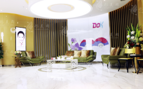 成都銅雀臺整形美容醫(yī)院