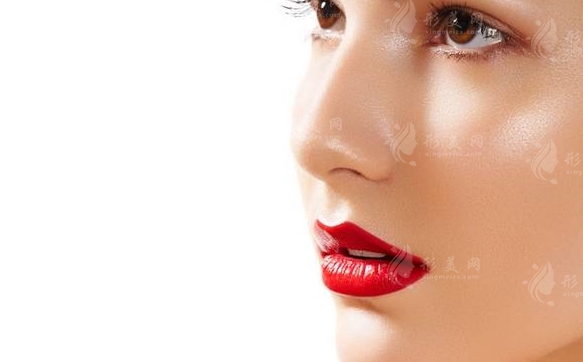 隆鼻多年為何會塌陷？注意事項一覽