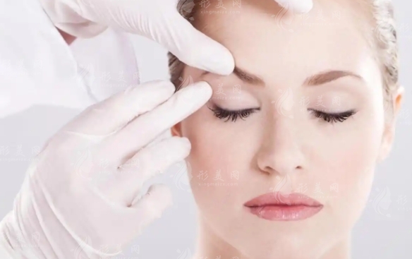 痤瘡調節(jié)方法：探索好的途徑