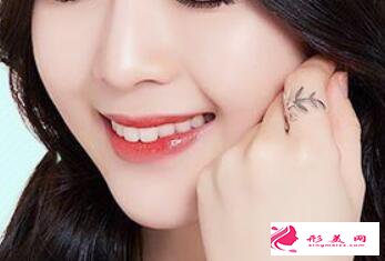 激光祛斑出現(xiàn)色素沉著正常嗎