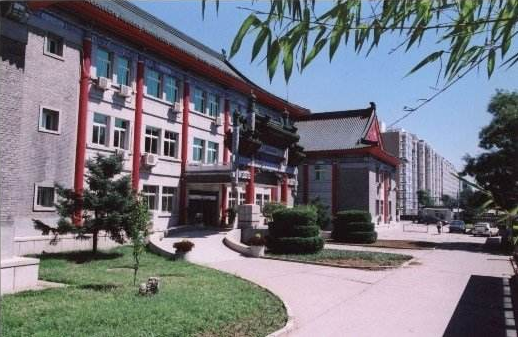 北京八大處整形外科隆胸誰(shuí)做的好？2022年整形美容價(jià)格表