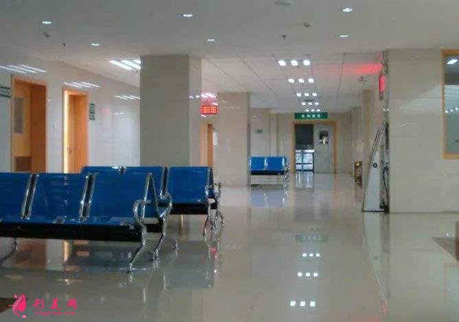 佛山市第一人民醫(yī)院整形科怎么樣？雙眼皮醫(yī)生及價(jià)格表可查看